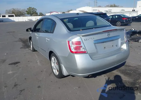 2011 Nissan Sentra 2.0S z USA, uszkodzony, nr VIN 3N1AB6AP7BL610127